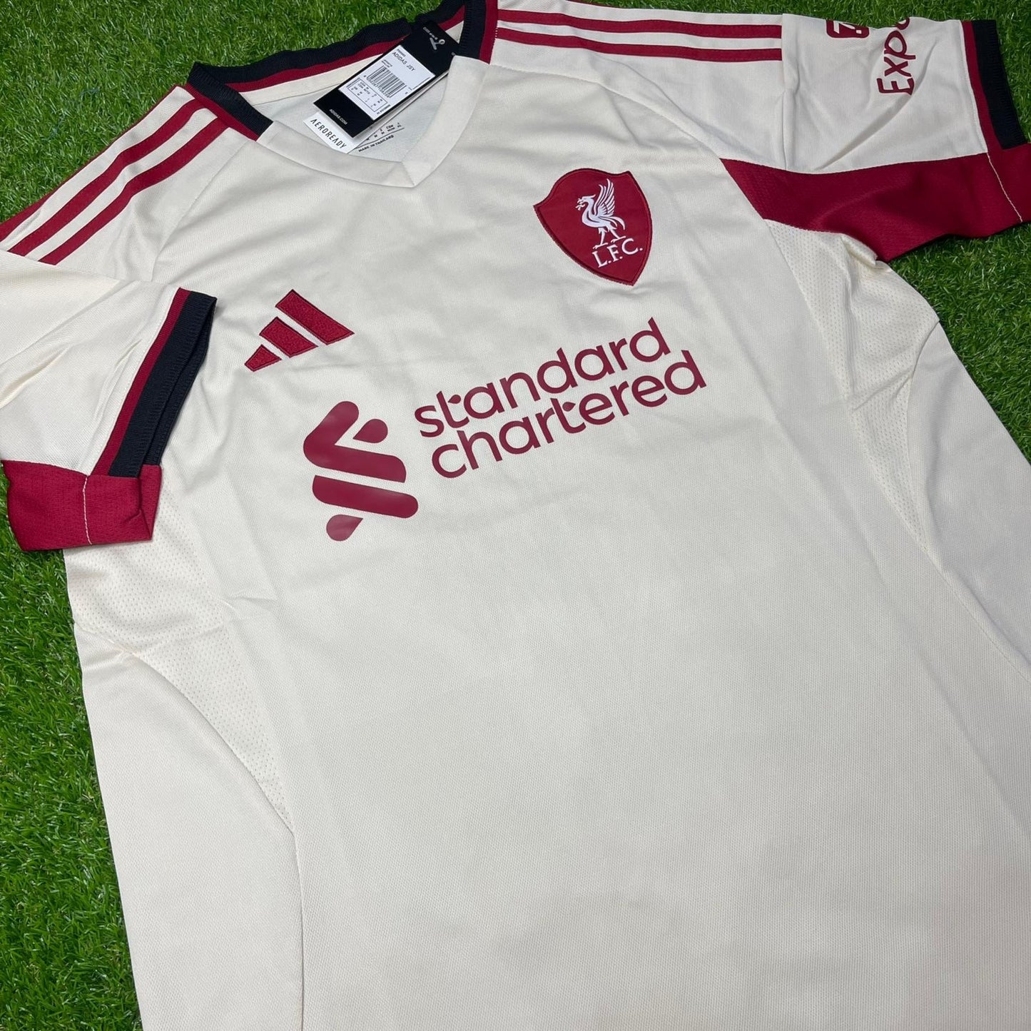 LIV AWAY FV
