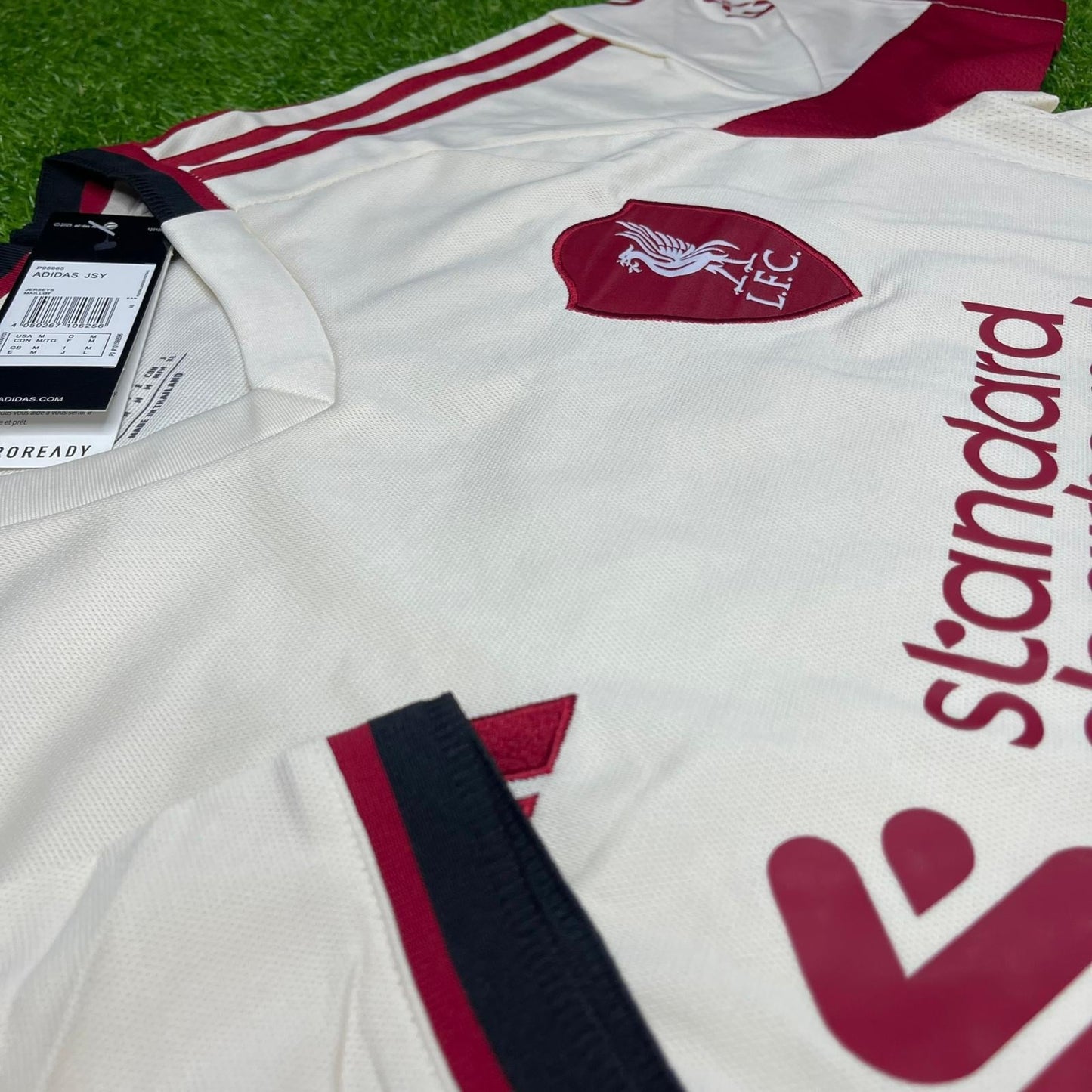LIV AWAY FV