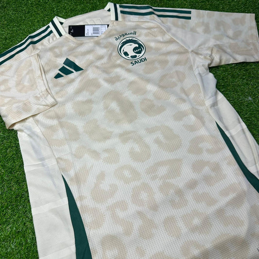 SAUDI AWAY WC FV